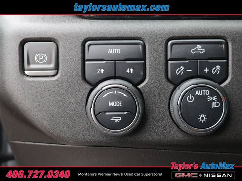Used 2023 Chevrolet Silverado 1500 LT AWD/4WD image 25