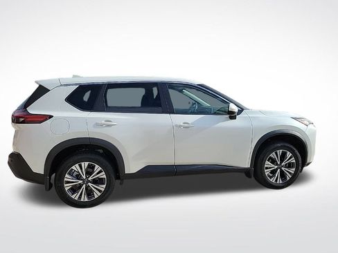 Certified 2022 Nissan Rogue SV image 7