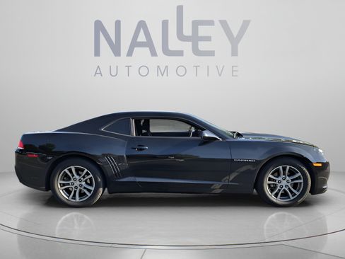 Used 2015 Chevrolet Camaro LT RWD image 6