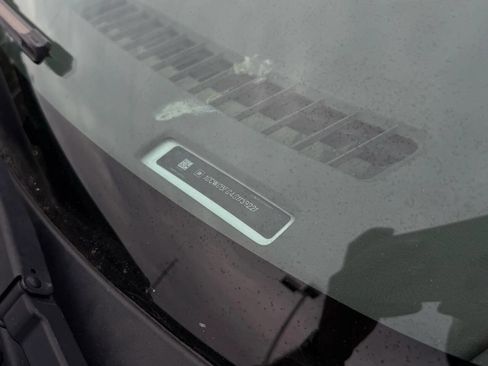 Used 2016 Chevrolet Express 2500 Extended image 23