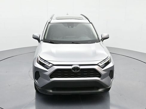 Used 2025 Toyota RAV4 XLE image 27