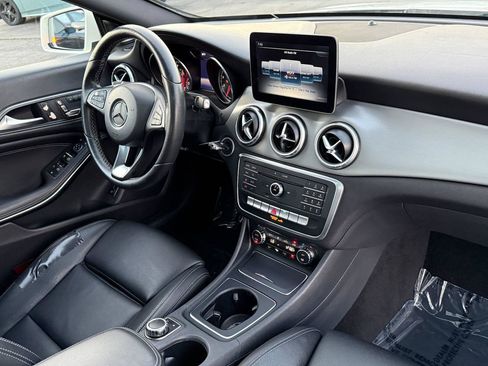 Used 2018 Mercedes-Benz CLA 250 image 22