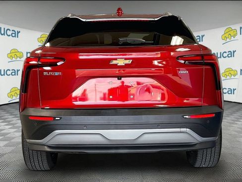 Used 2024 Chevrolet Blazer EV LT AWD/4WD image 5