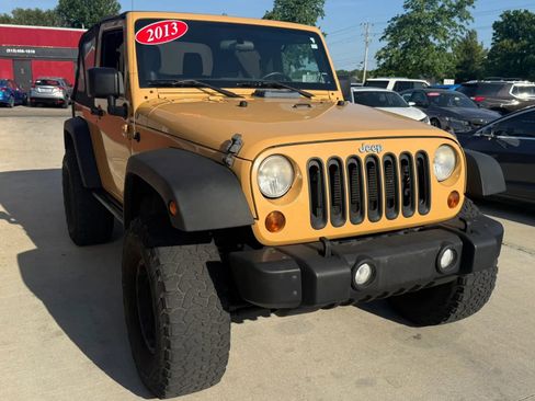 Used 2013 Jeep Wrangler Sport w/ Connectivity Group AWD/4WD image 2