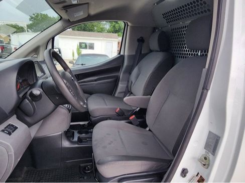Used 2020 Nissan NV200 SV image 23