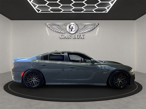 Used 2019 Dodge Charger Scat Pack w/ Plus Group image 7