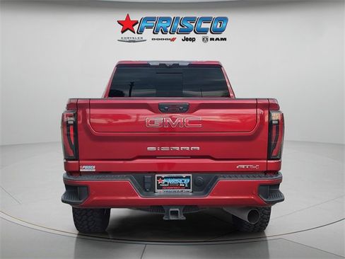Used 2024 GMC Sierra 2500 AT4 w/ Technology Package image 8
