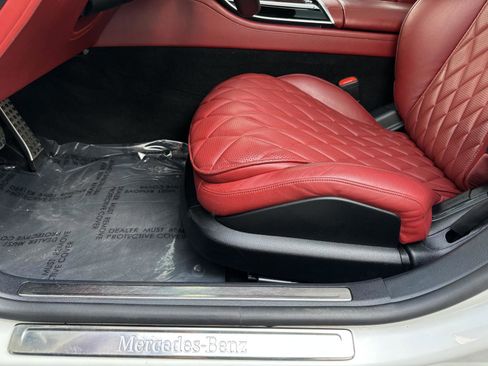 Used 2022 Mercedes-Benz S 580 S 580 4MATIC w/ Red Interior M image 38