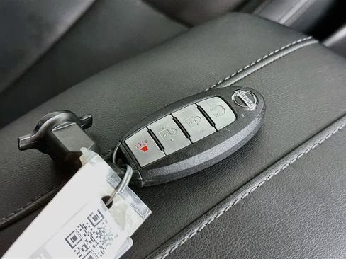 Used 2022 Nissan Rogue Sport SL AWD/4WD image 22