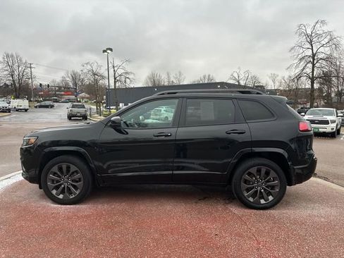 Used 2019 Jeep Cherokee High Altitude image 2