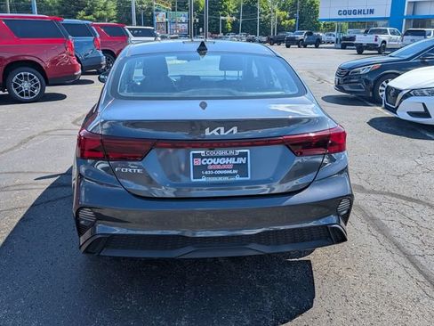 Used 2024 Kia Forte LXS FWD image 6