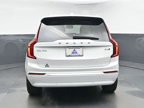 New 2026 Volvo XC90 B6 Ultra w/ Protection Package image 7