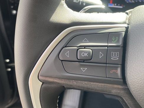 New 2025 Jeep Grand Cherokee L Limited image 18