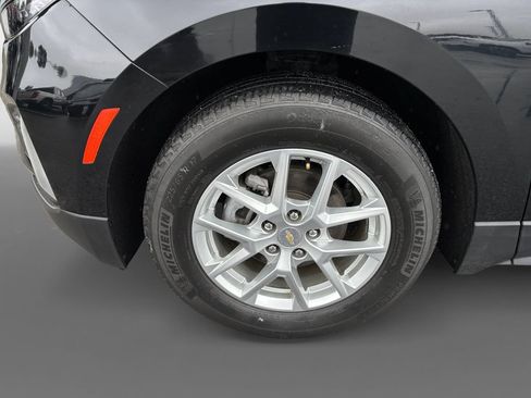 Used 2022 Chevrolet Equinox LT FWD image 15