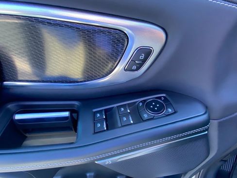 New 2026 Ford Expedition Max Platinum w/ Stealth Appearance Package AWD/4WD image 11