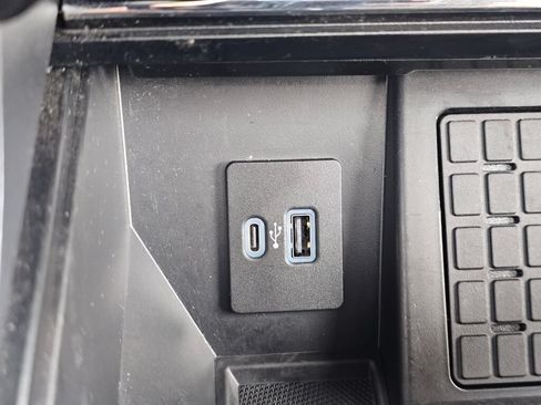 Used 2024 Ford F150 Lariat w/ Equipment Group 502A High AWD/4WD image 34