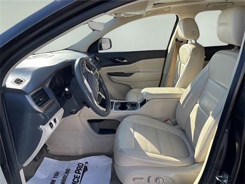 Used 2020 GMC Acadia Denali w/ Trailering Package image 7