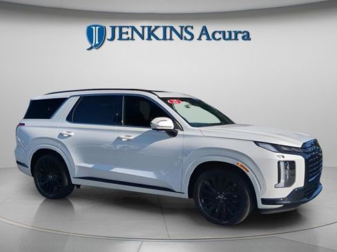Used 2025 Hyundai Palisade Calligraphy image 7