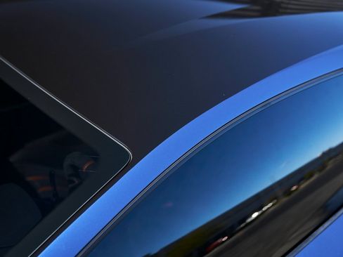 Used 2024 Lamborghini Huracan Tecnica image 8