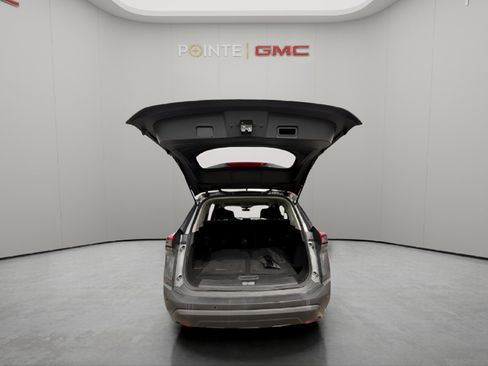 Used 2021 Nissan Rogue S image 25