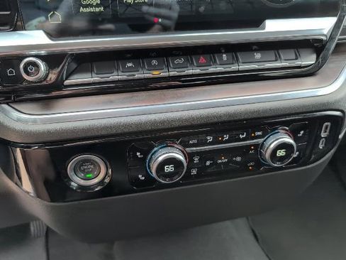 Used 2024 GMC Sierra 1500 SLT image 22