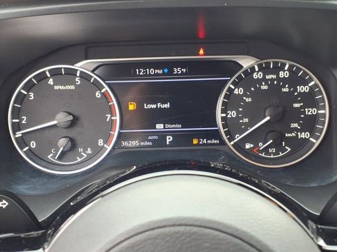 Used 2023 Nissan Rogue SV image 15