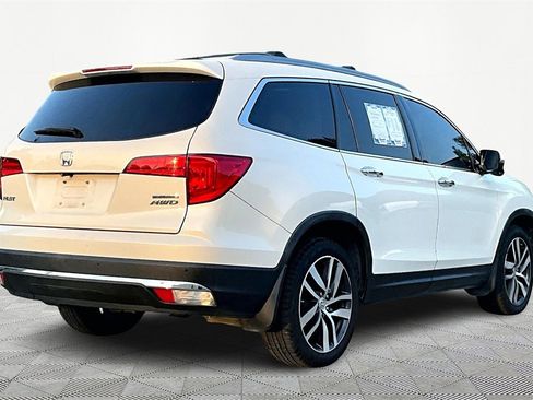 Used 2016 Honda Pilot Touring image 2