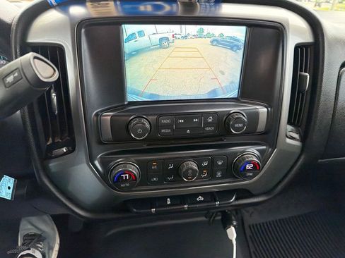 Used 2018 Chevrolet Silverado 1500 LT w/ All Star Edition AWD/4WD image 11