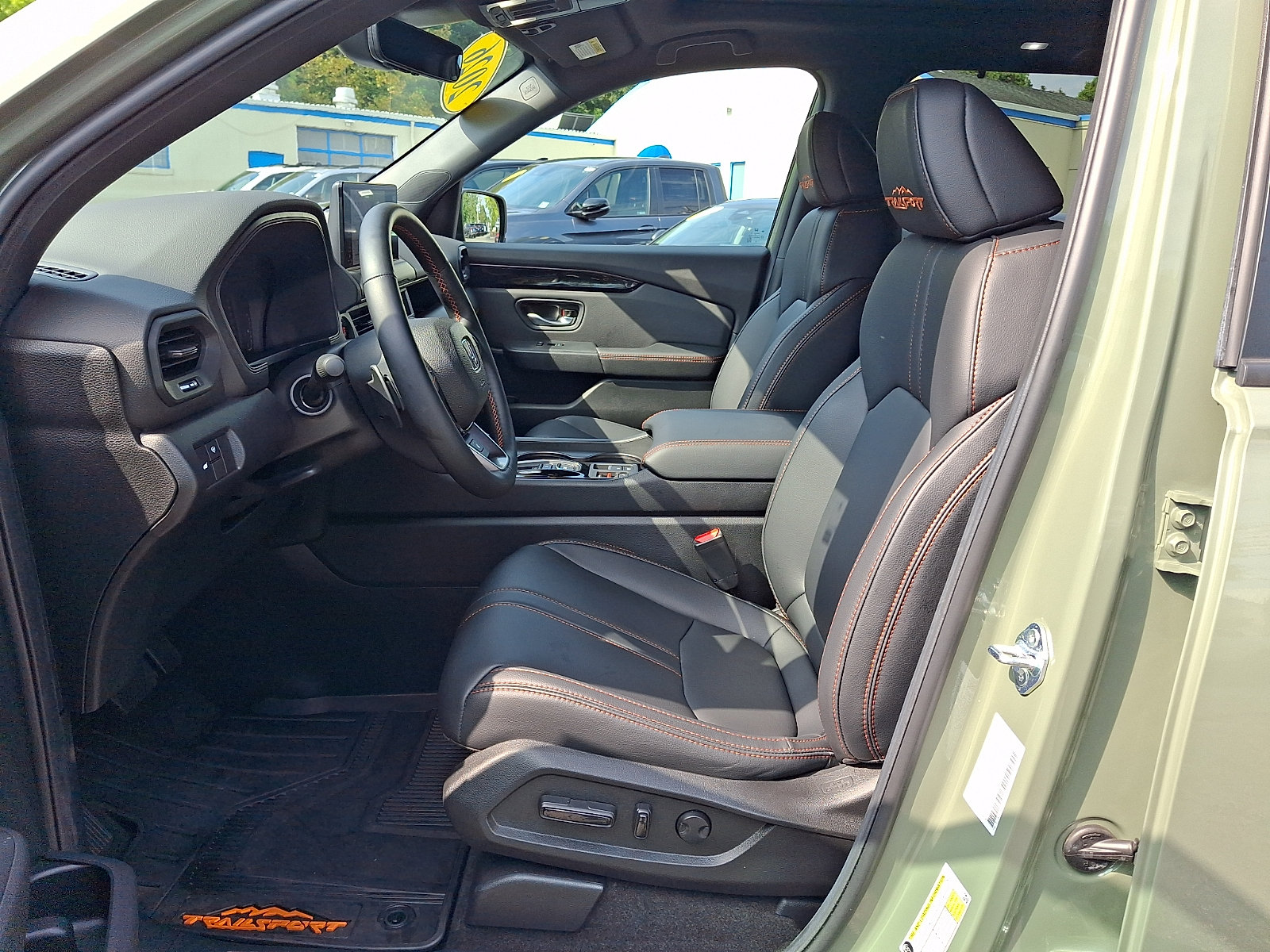 Used 2026 Honda Pilot TrailSport image 13