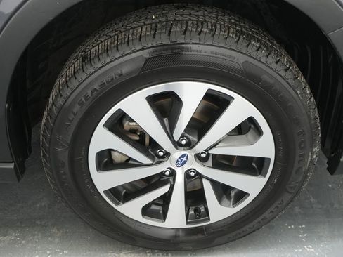 Used 2022 Subaru Outback Premium AWD/4WD image 11