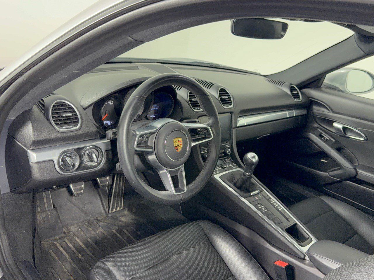 Certified 2021 Porsche 718 Cayman S RWD image 4