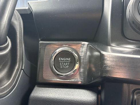 New 2026 Ford F250 Lariat w/ Lariat Premium Package AWD/4WD image 30
