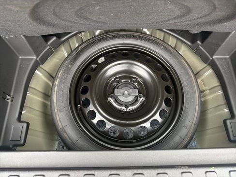 Certified 2023 Chevrolet Equinox LT image 16