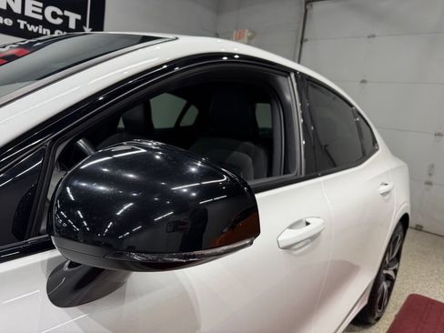 Used 2019 Volvo S60 T6 R-Design AWD/4WD image 21