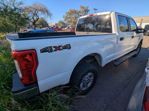 Used 2017 Ford F250 XL w/ Power Equipment Group image 3