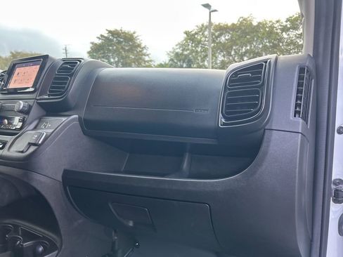 Used 2023 RAM ProMaster 2500 w/ Convenience Group image 24