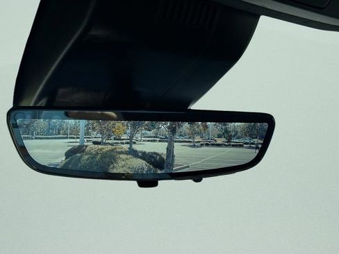 Used 2025 GMC Sierra 1500 Denali Ultimate image 27