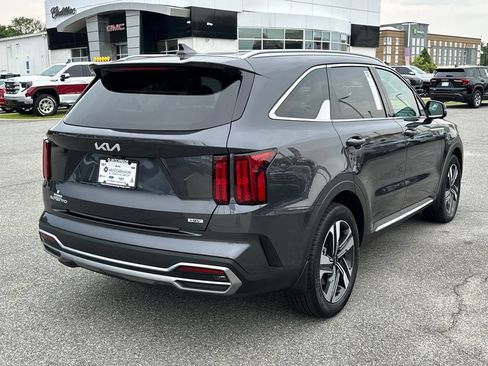 Certified 2023 Kia Sorento SX Prestige AWD/4WD image 7