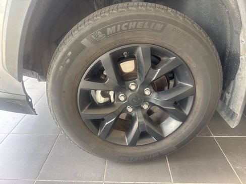 Certified 2023 Toyota RAV4 LE image 9