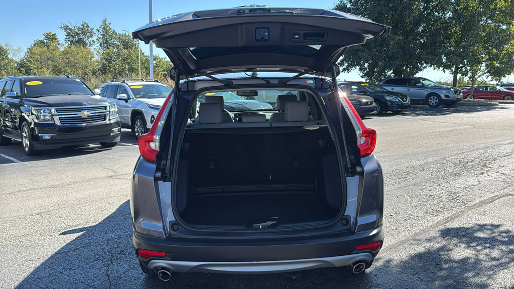 Used 2018 Honda CR-V Touring image 10