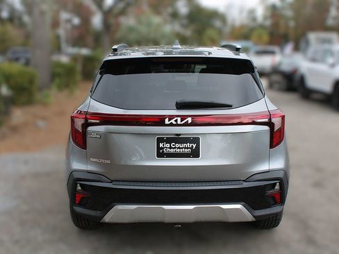 Certified 2024 Kia Seltos EX image 8