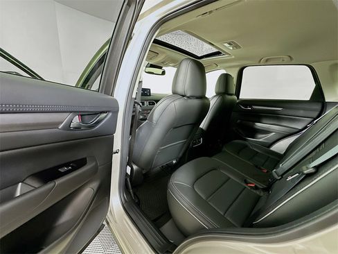 New 2025 MAZDA CX-5 AWD 2.5 S w/ Preferred Package image 17