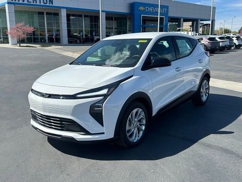 New 2027 Chevrolet Bolt LT w/ Comfort Package FWD image 30