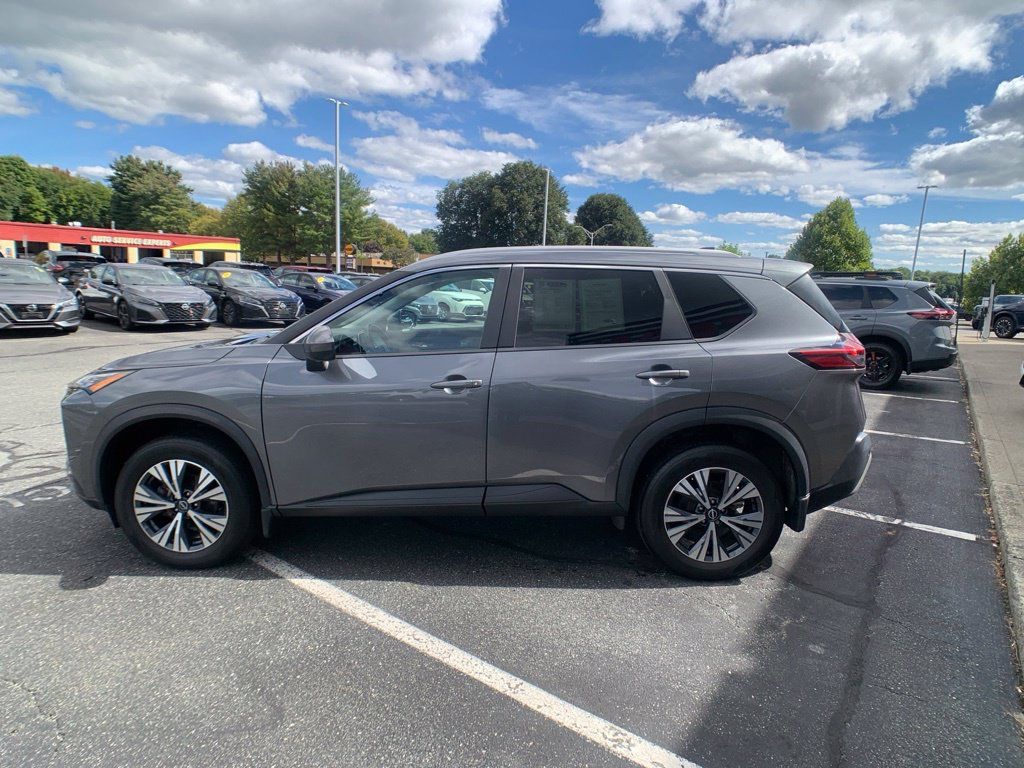 Certified 2023 Nissan Rogue SV w/ SV Premium B Package AWD/4WD image 8