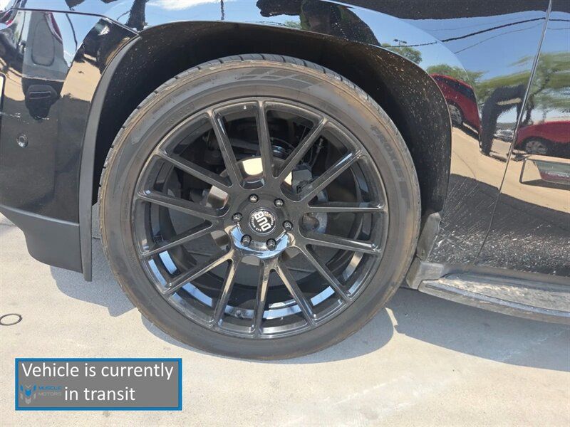 Used 2020 Cadillac Escalade Luxury AWD/4WD image 7