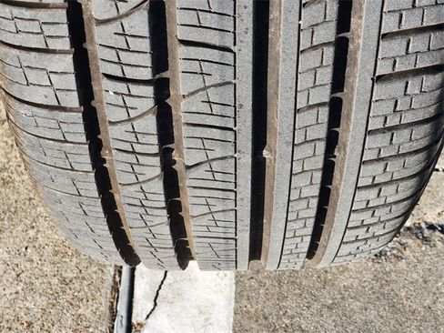 Used 2025 Dodge Durango GT image 11