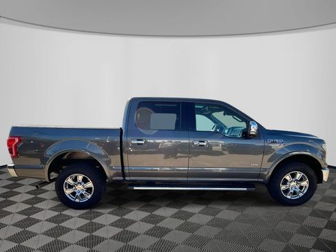 Used 2017 Ford F150 Lariat w/ Equipment Group 502A Luxury AWD/4WD image 4