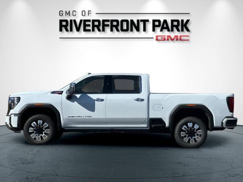 New 2026 GMC Sierra 3500 Denali AWD/4WD image 6