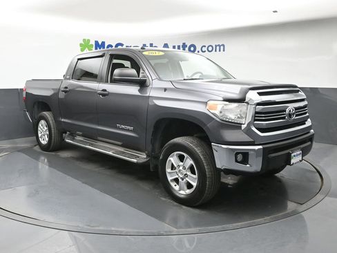 Used 2017 Toyota Tundra SR5 AWD/4WD image 2