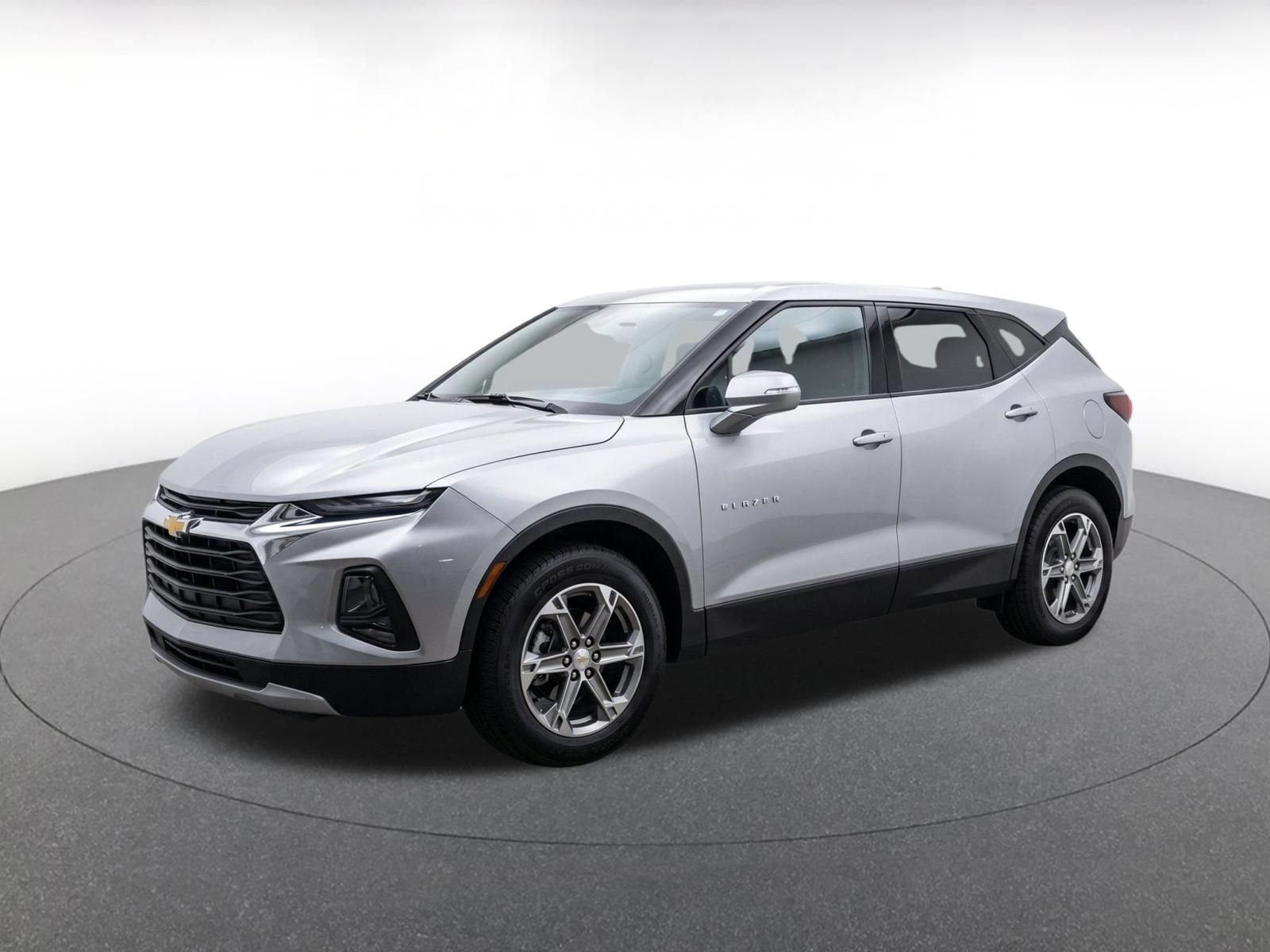 Used 2026 Chevrolet Blazer LT AWD/4WD image 3
